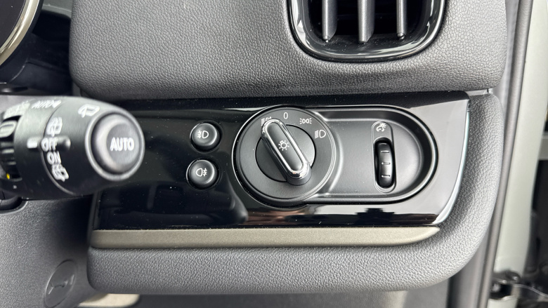 MINI Countryman 1.5 Cooper S E Classic ALL4 PHEV 5dr Auto Hatchback